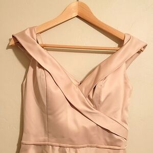 Beautiful peach vintage dress